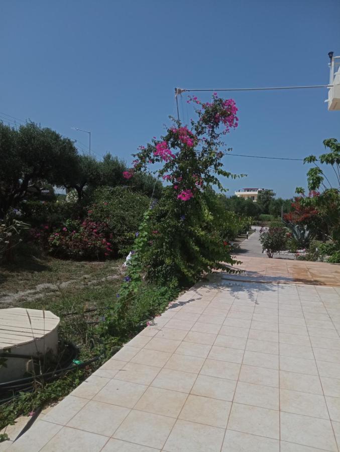 Spacious Beach House Theologos Extérieur photo